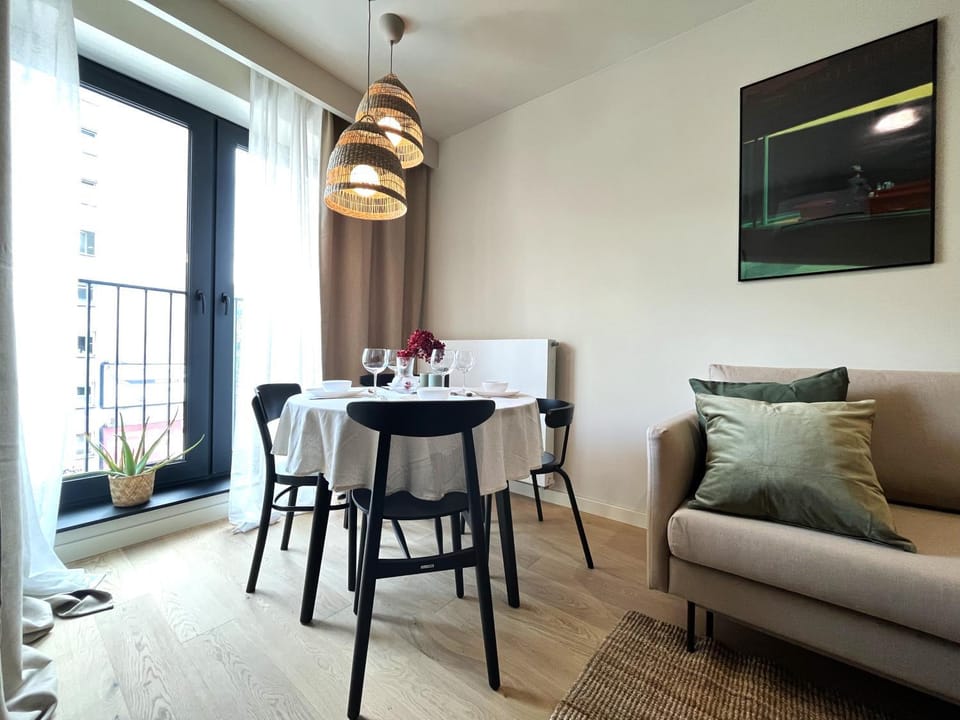 WYSZYŃSKIEGO Apartment - Self Check-In 20h - Parking &Lift Apartment in Wroclaw
