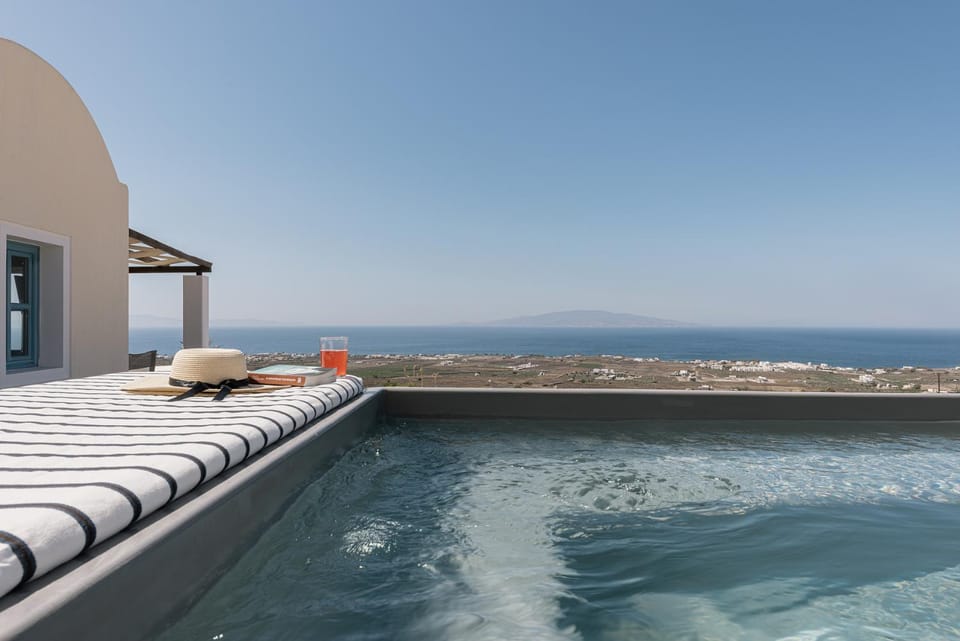 Natural landscape, Hot Tub, View (from property/room), Sea view