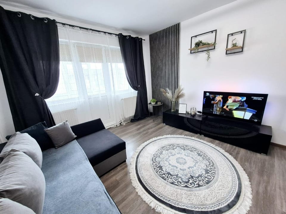 Communal lounge/ TV room, TV and multimedia, Living room, Seating area
