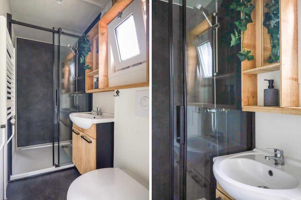 Shower, Bathroom