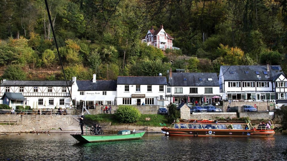 The Barn in Longhope - Luxury Barn Conversion House in Forest of Dean