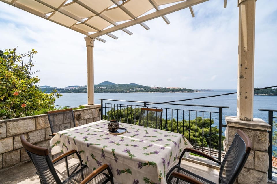 Villa Green Sunset Apartment in Dubrovnik-Neretva County