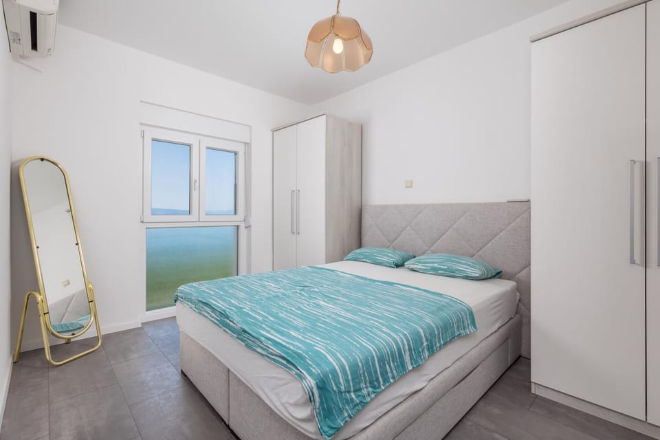 Bed, Bedroom, wardrobe