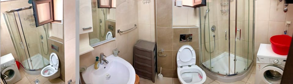 Shower, Toilet, Bathroom, Bath, towels