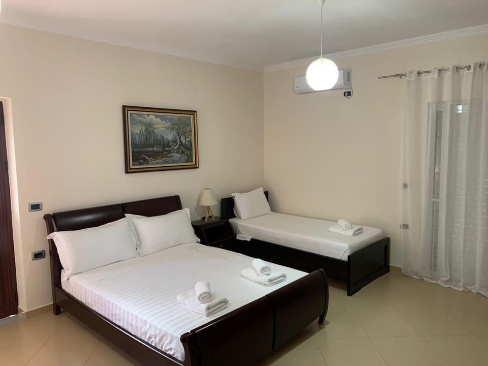 Davi Apartments Apartment in Ksamil