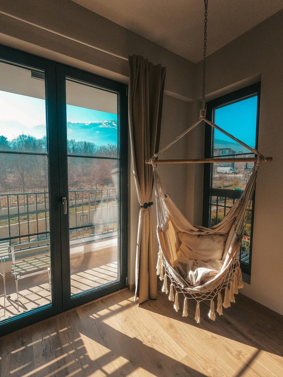 Natural landscape, View (from property/room), Balcony/Terrace, Living room, Seating area