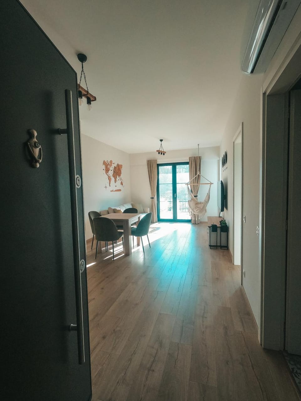 Living room, Seating area, Dining area