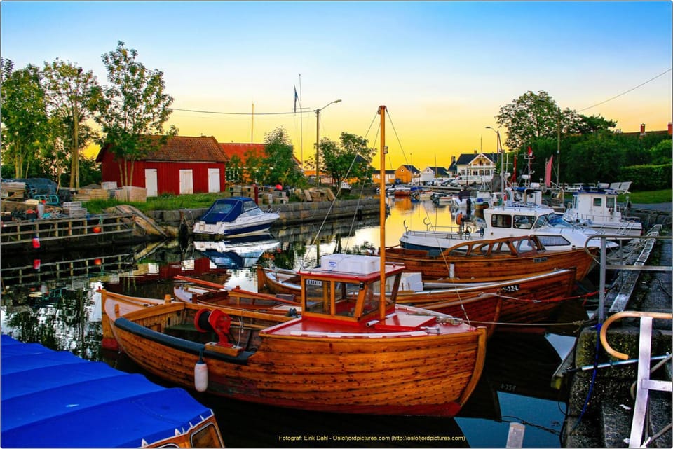 Nearby landmark, Restaurant/places to eat, Natural landscape