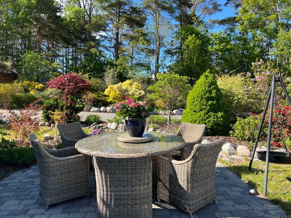 Day, On site, Garden view