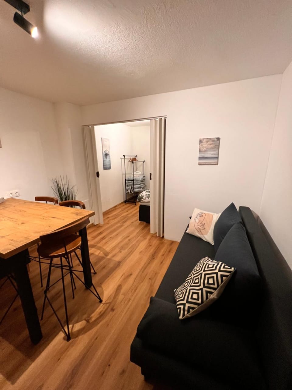 Perfekte Lage! Ganze Wohnung Burgblick Residenz Apartment in Carinthia, Austria