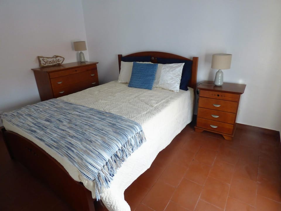 Blue Windows Sea View Apartment in Nazaré
