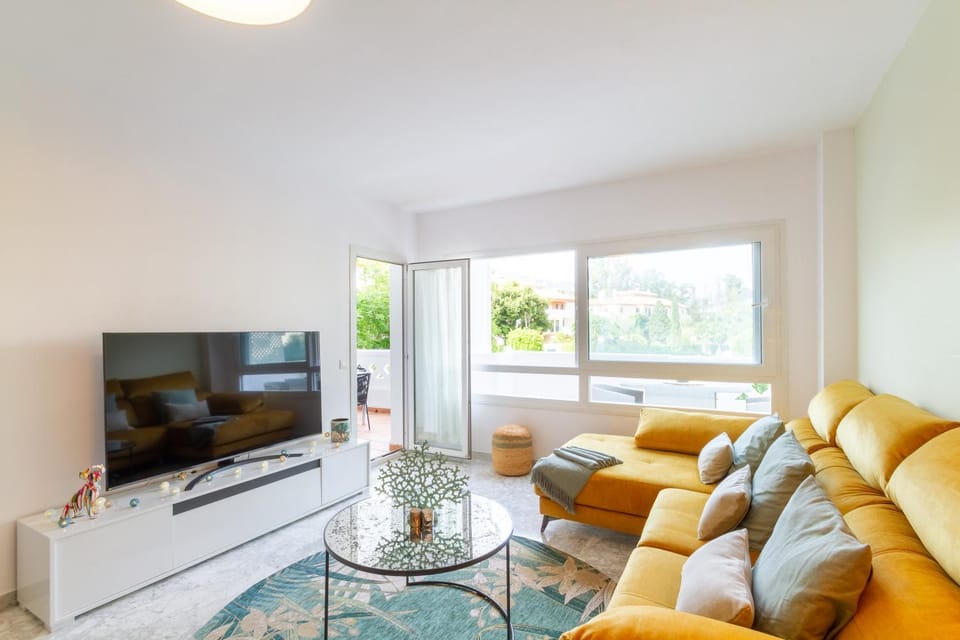 TV and multimedia, View (from property/room), Living room, Seating area