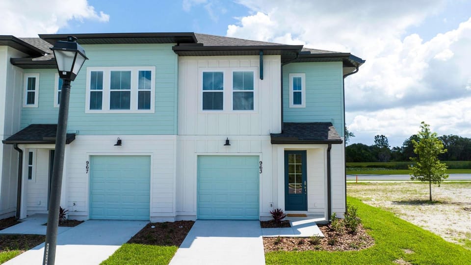 Casa Serene 3 Bd Close to Disney at Enclaves 963 House in Four Corners