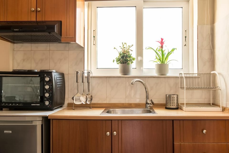 Enjoy Sunsets at Fully Equipped Seaside apt Apartment in Chania