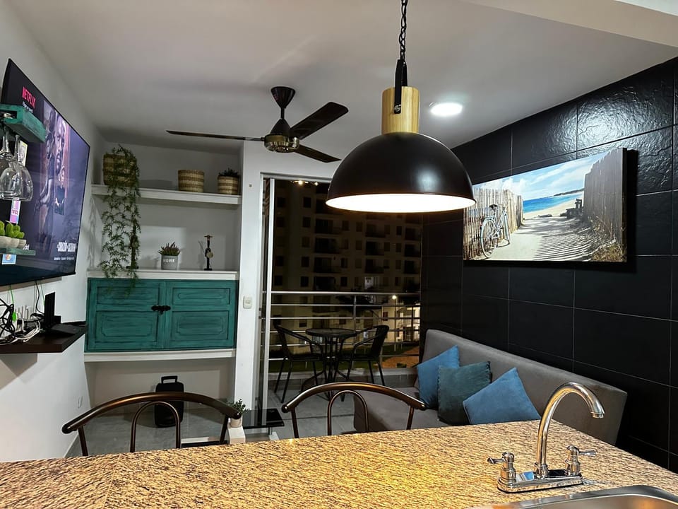 Apto nuevo en Girardot, piscina, BBQ, terraza. Apartment in Cundinamarca, Colombia
