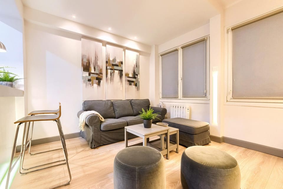 Tristán Vivienda turística de Diseño con AC Apartment in Bilbao