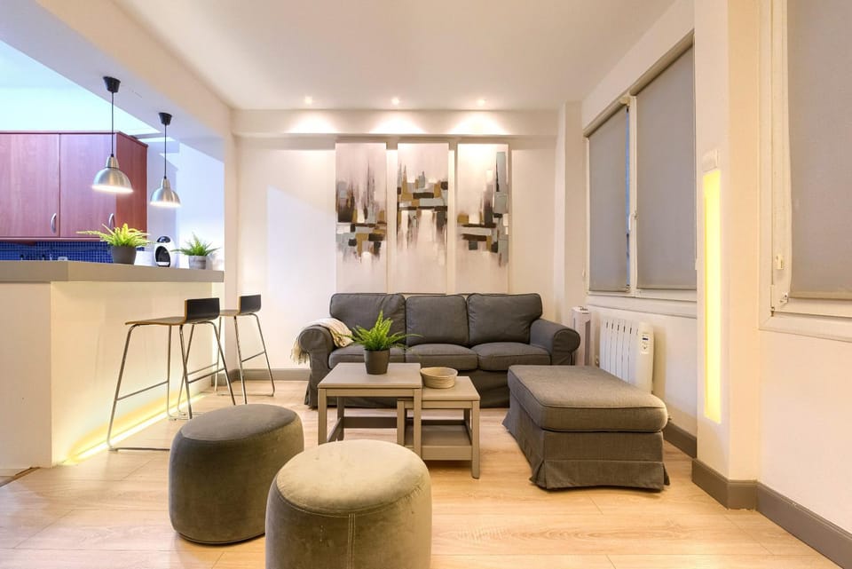 Tristán Vivienda turística de Diseño con AC Apartment in Bilbao