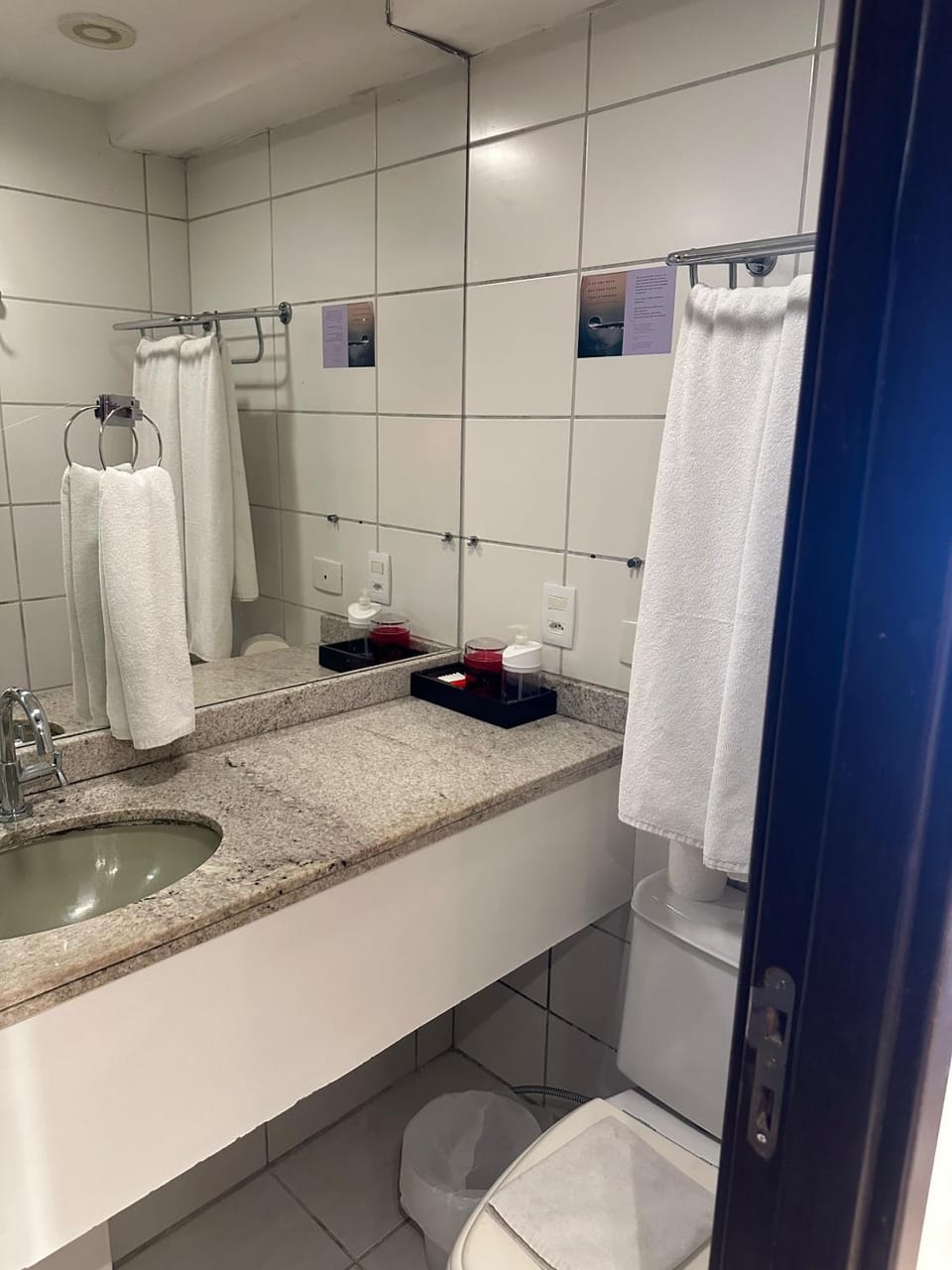 Bathroom, towels