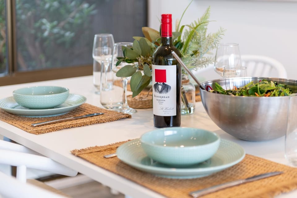 Dining area, Alcoholic drinks