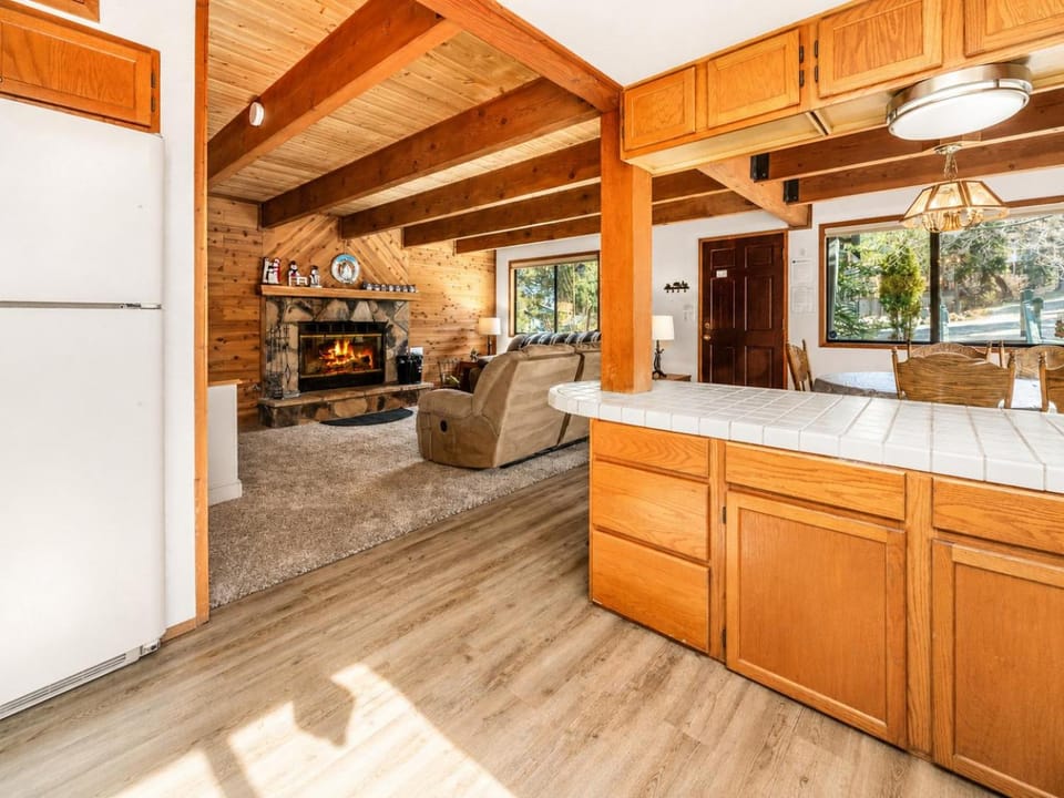 Kitchen or kitchenette, Living room, Seating area