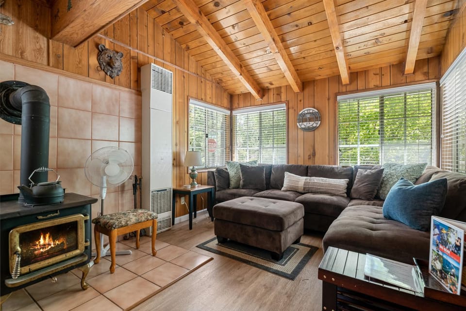 Living room, Seating area, flat iron