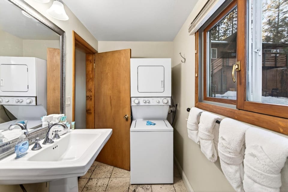 Bathroom, washing machine, dryer