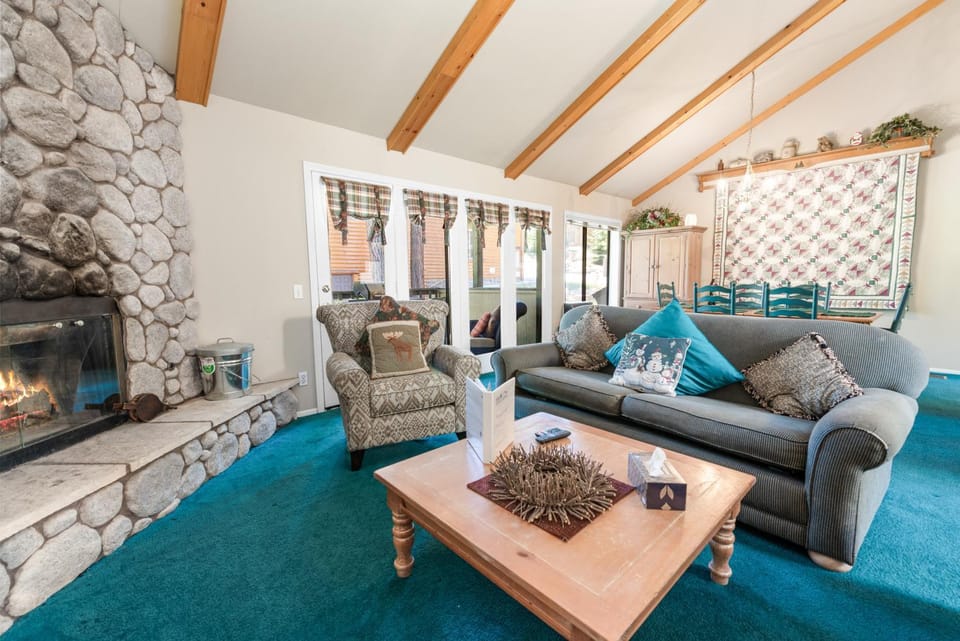 Living room, Seating area, flat iron