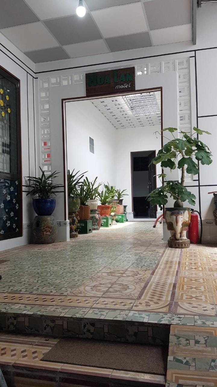 Hoa Lan Motel & Homestay Bed and Breakfast in Cambodia