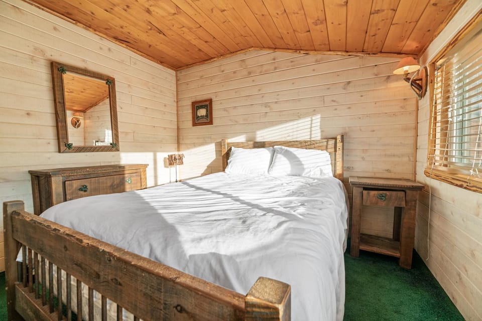 Bed, Bedroom, wardrobe