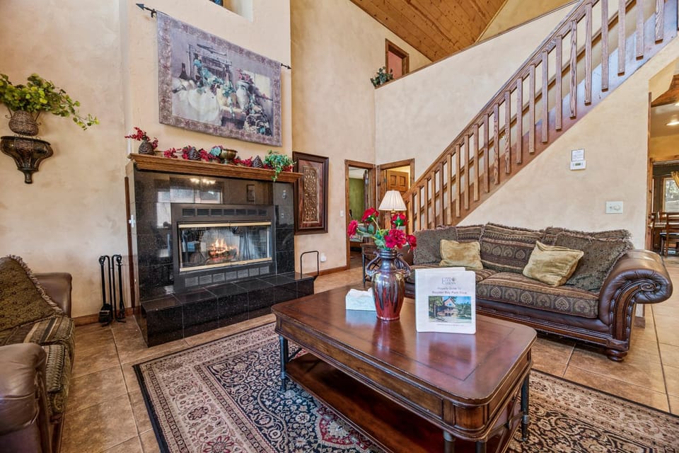 Living room, Seating area, flat iron