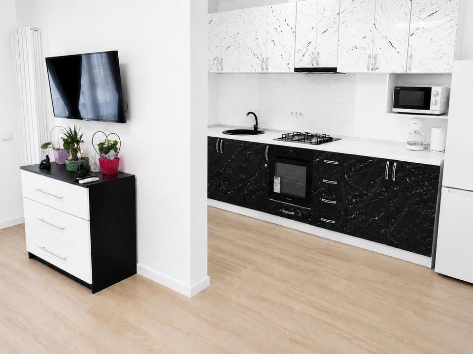 TV and multimedia, Kitchen or kitchenette