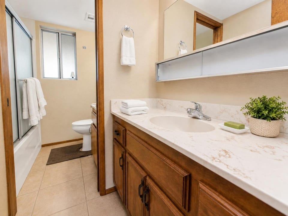 Bathroom, Bath