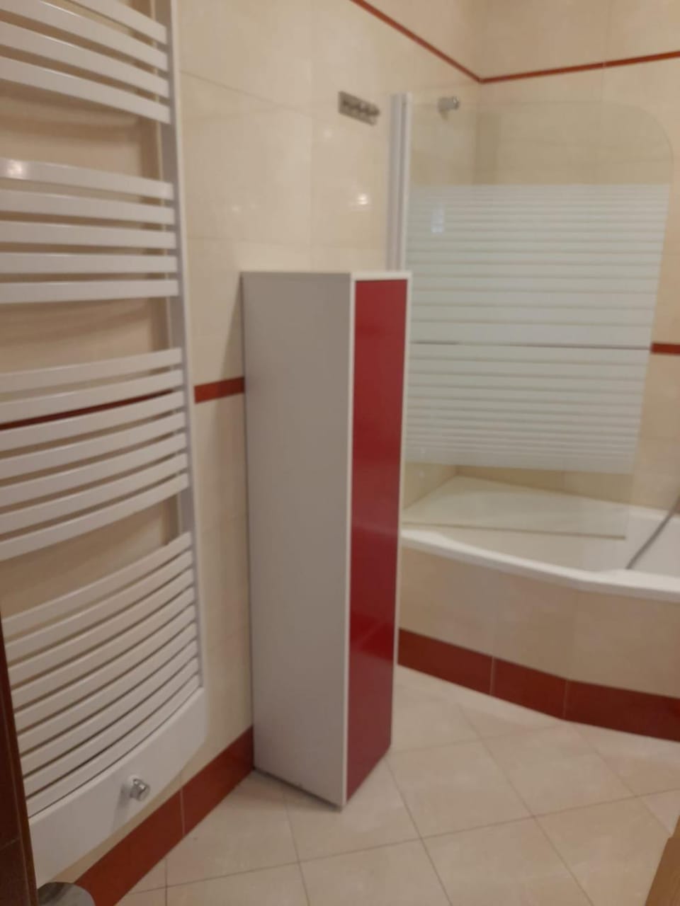Bathroom, washing machine