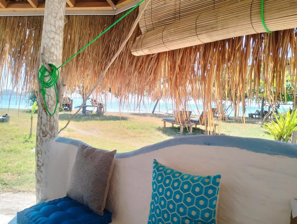 Day, Natural landscape, View (from property/room), Seating area, Beach, Sea view