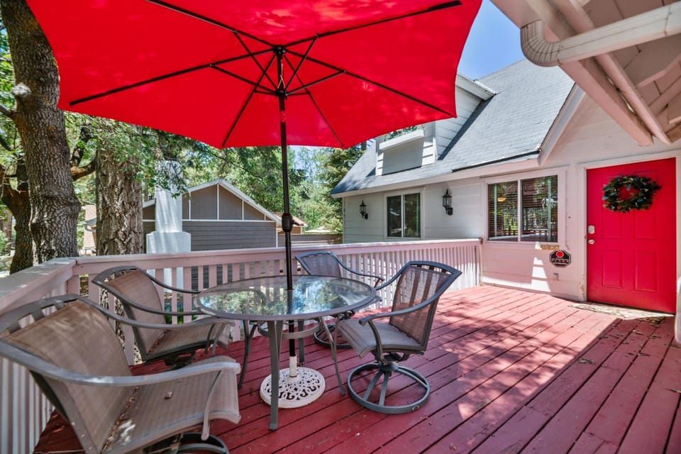 Property building, Patio, Facade/entrance, Day, View (from property/room), Balcony/Terrace