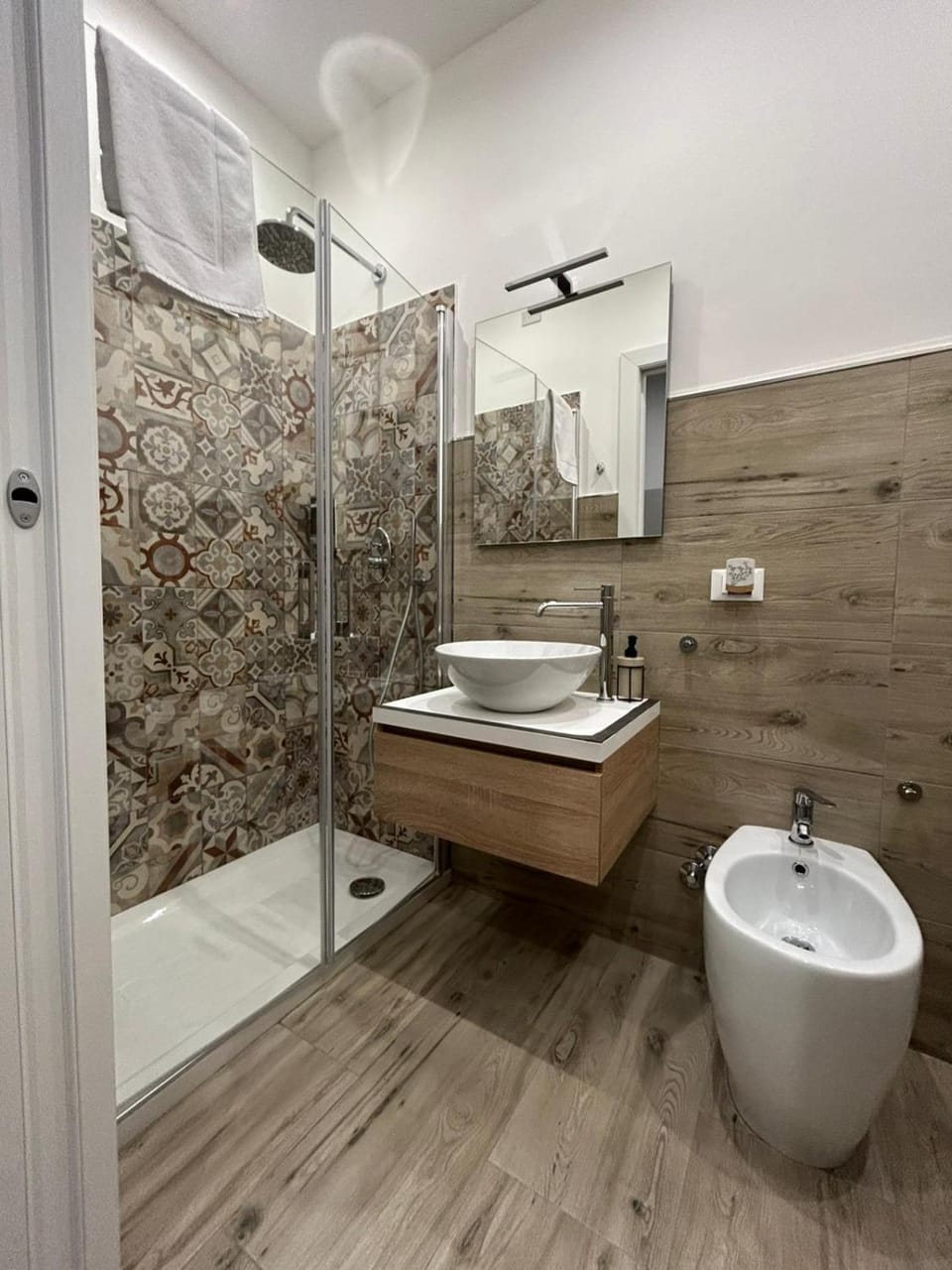 Shower, Bathroom