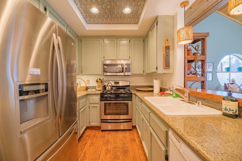 Kitchen or kitchenette, dishwasher, minibar, pet friendly, stove