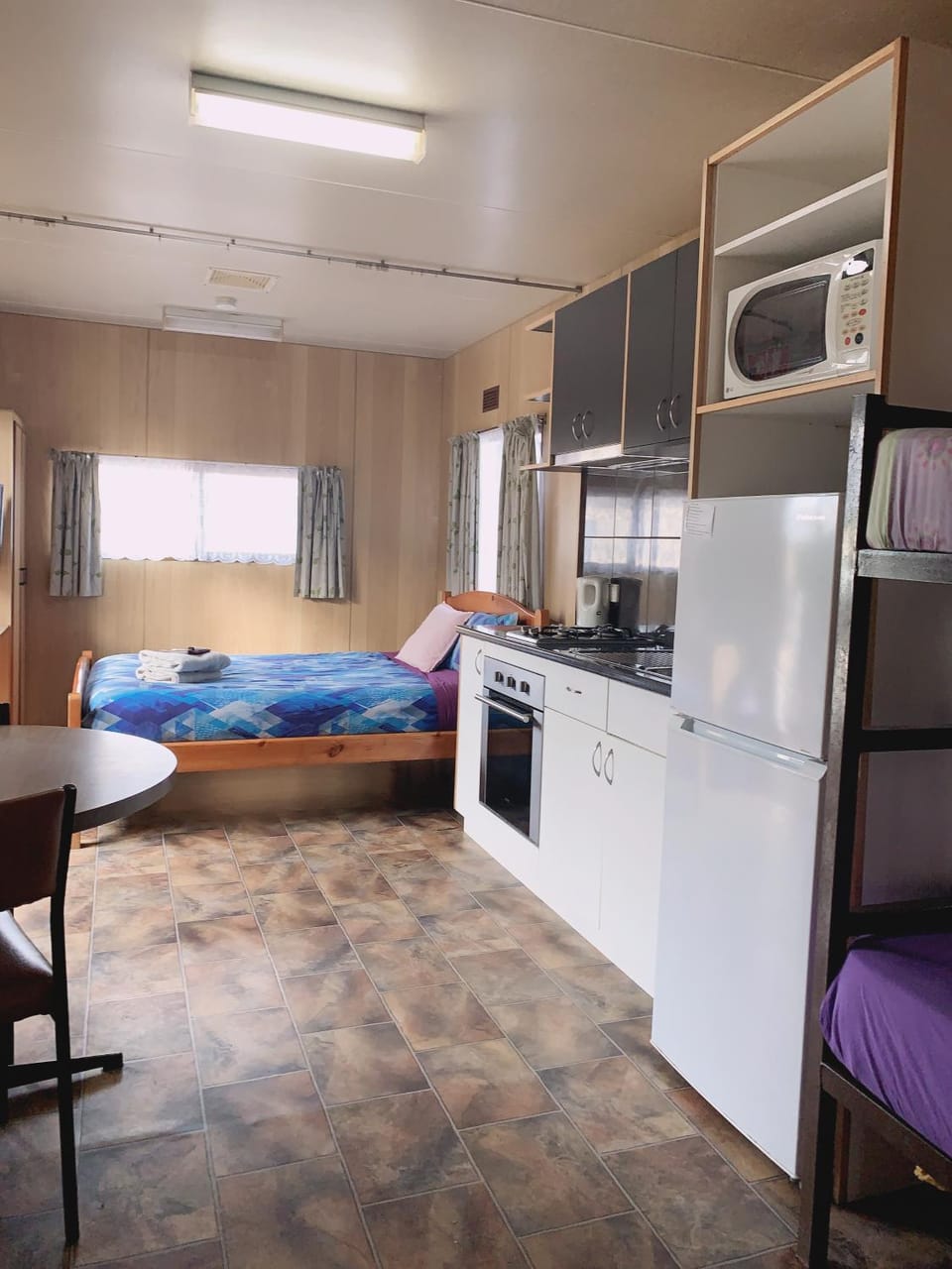 Coffee/tea facilities, Seating area, Dining area, Bedroom