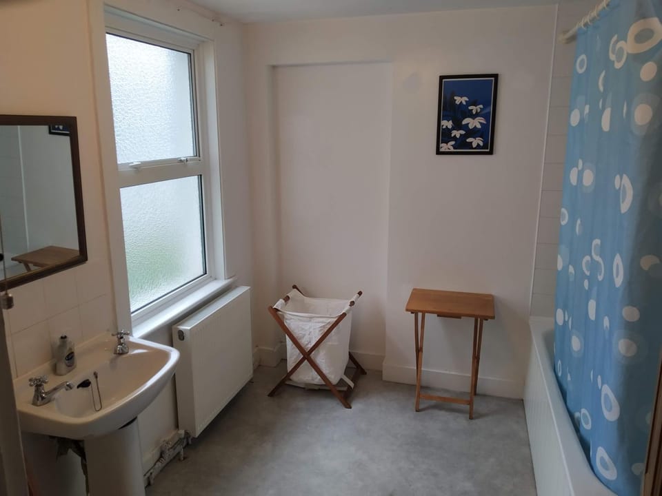 Spacious 2 bed maisonette near town, that sleeps 6 Apartment in Brighton