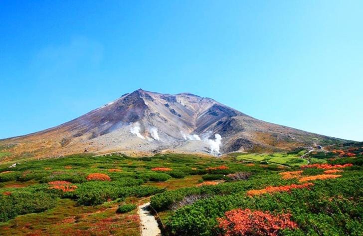 Nearby landmark, Natural landscape