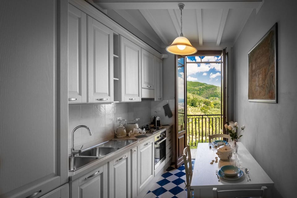 Natural landscape, Kitchen or kitchenette, Dining area, dishwasher, pet friendly, stove