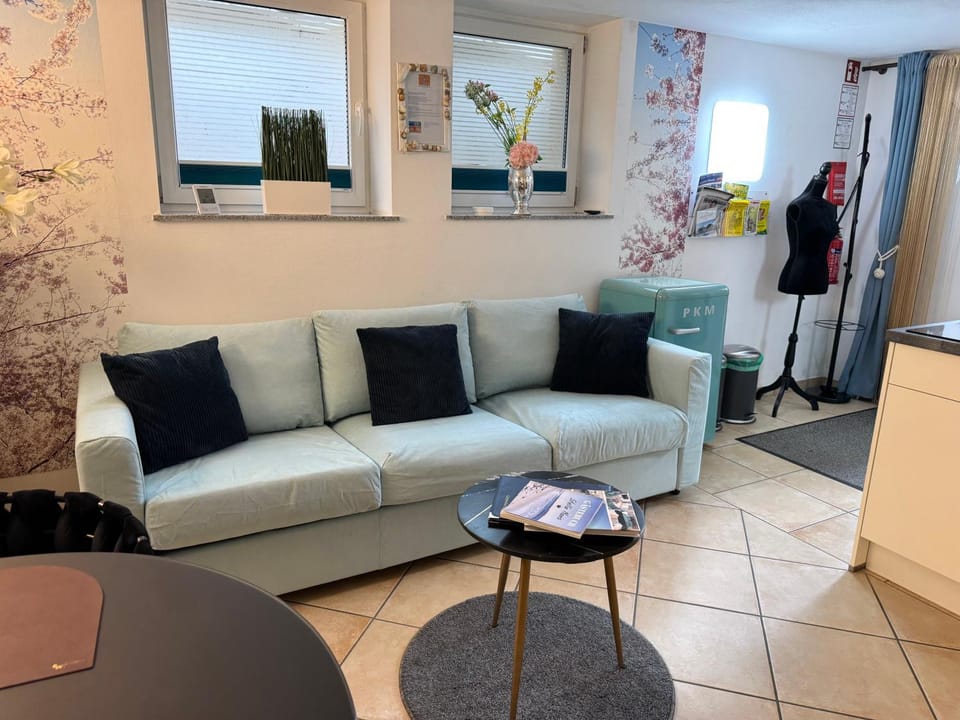 Ferien-Whg Souterrain Exklusives App Stella Maris mit Parkplatz direkt am Steinhuder-Meer Apartment in Wunstorf