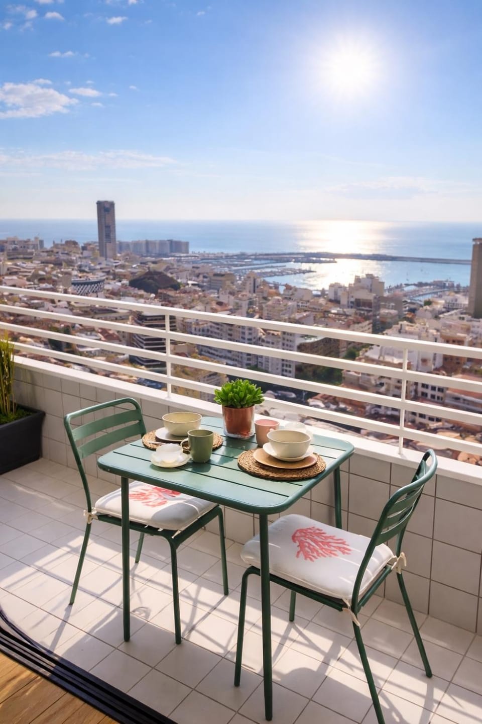 Day, View (from property/room), Balcony/Terrace, City view, Sea view