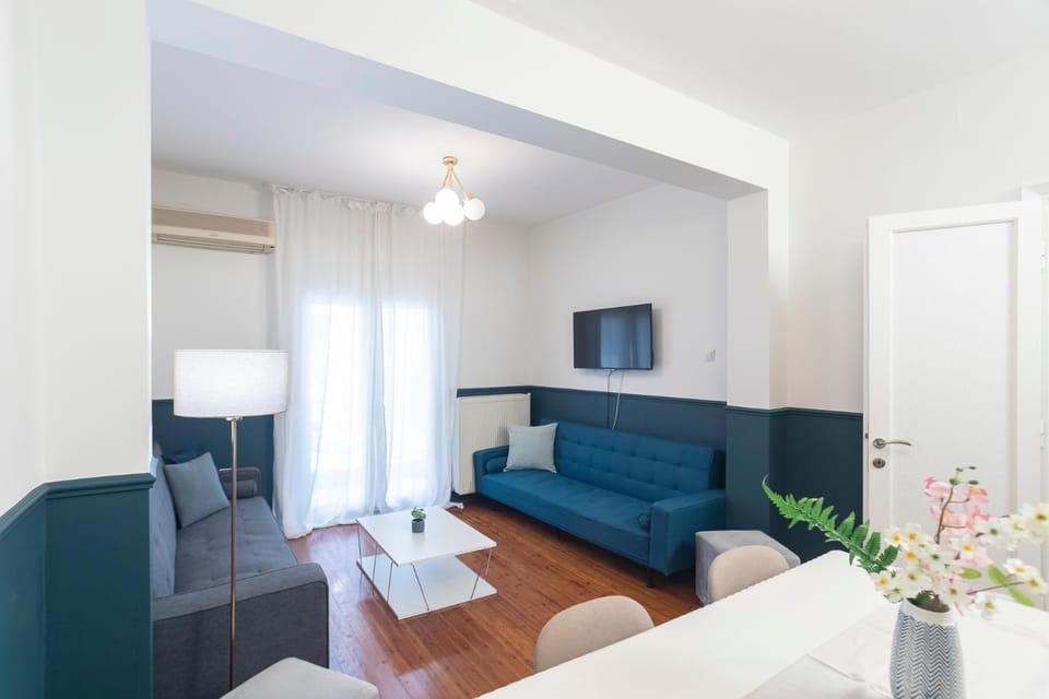 TV and multimedia, Living room, Photo of the whole room, Seating area
