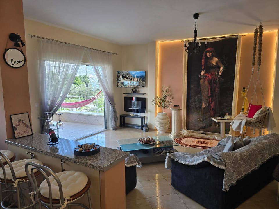 TV and multimedia, Living room, Seating area, minibar, air conditioner