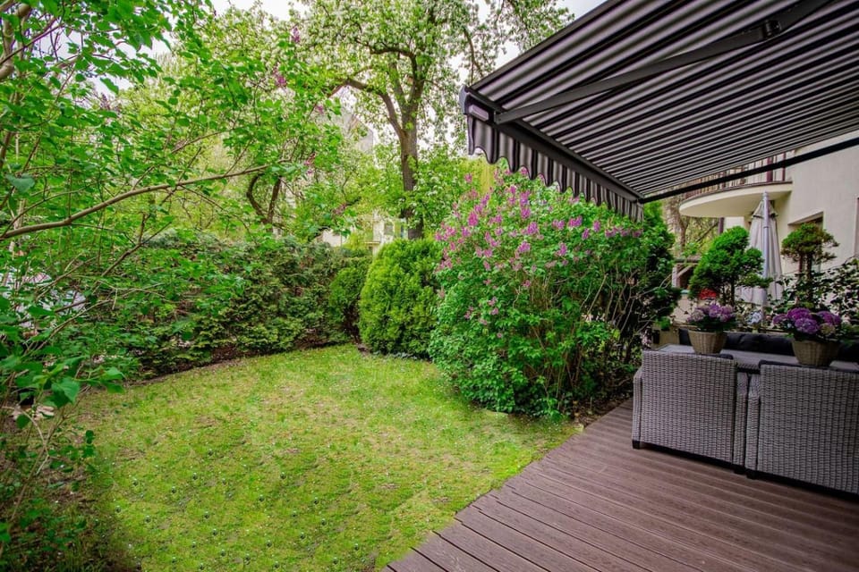 Patio, Garden, Garden view