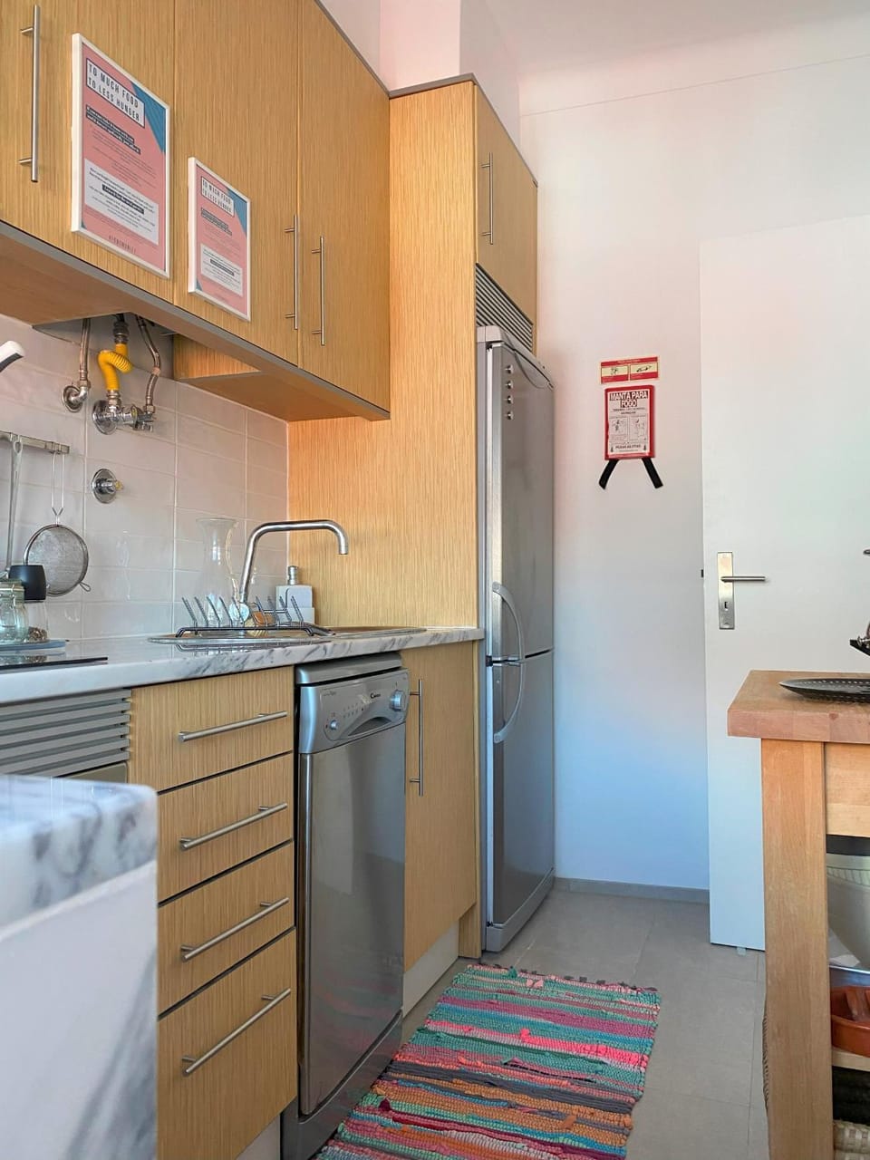 Kitchen or kitchenette, dishwasher