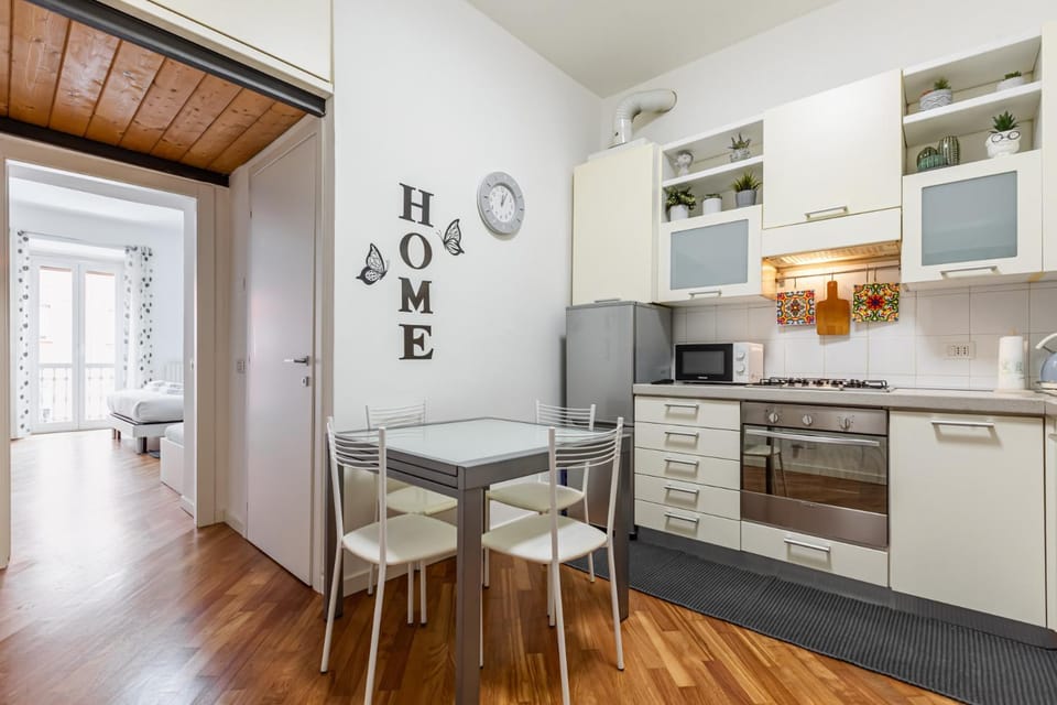 Easylife - Milano - Blingy 19 A - Bocconi Apartment in Milan