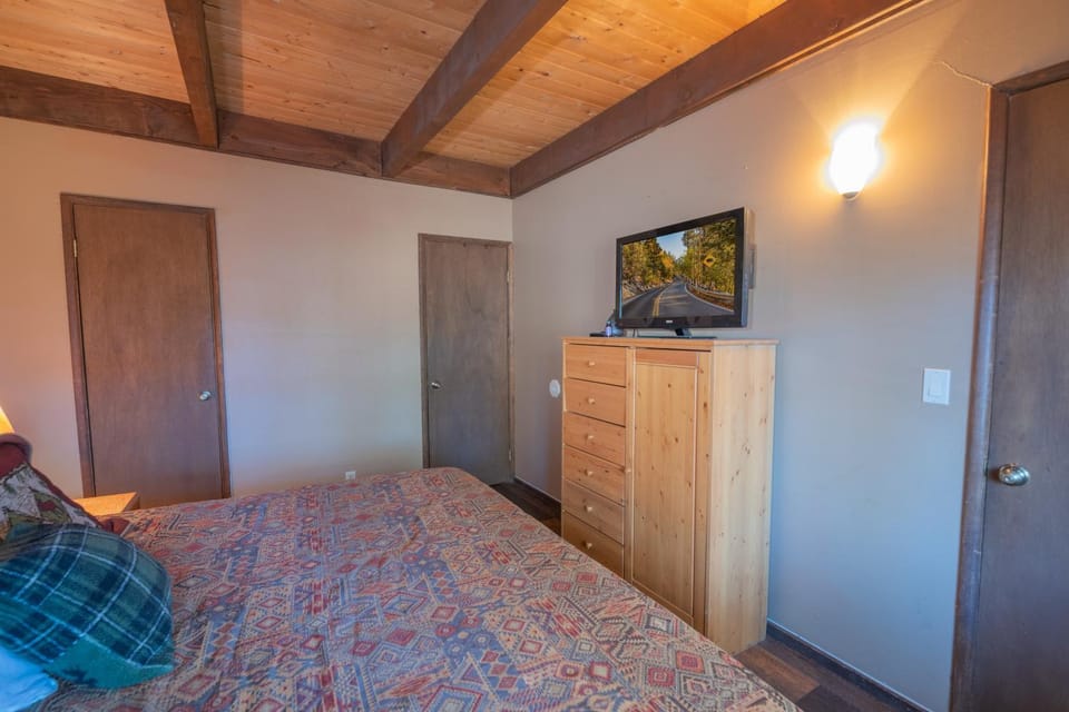 TV and multimedia, Bedroom