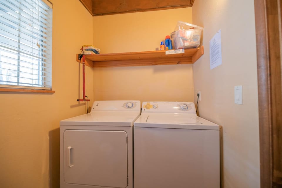 laundry, washing machine, dryer